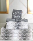 Bergamot &
Grapefruit Bath Bomb
